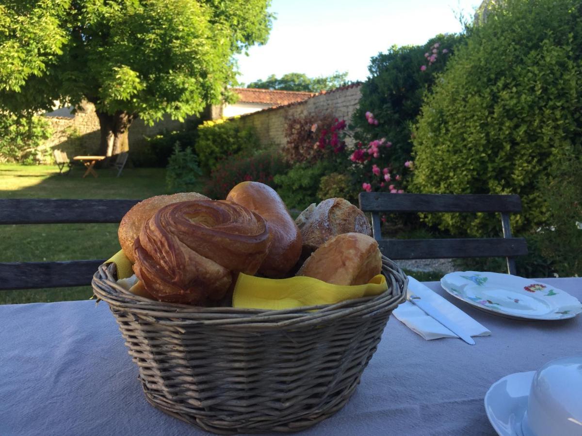La Madeleine Bed & Breakfast La Jarrie Dış mekan fotoğraf